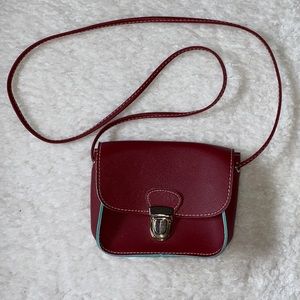 NWOT UO Vintage Red Brick with Blue Lining Silver Clasp Clasp Crossbody Purse